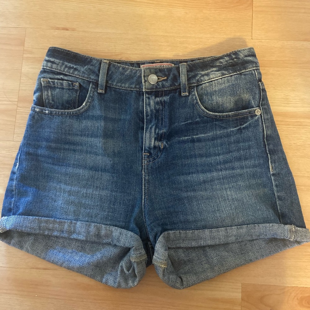 guess high waisted mom shorts🔻